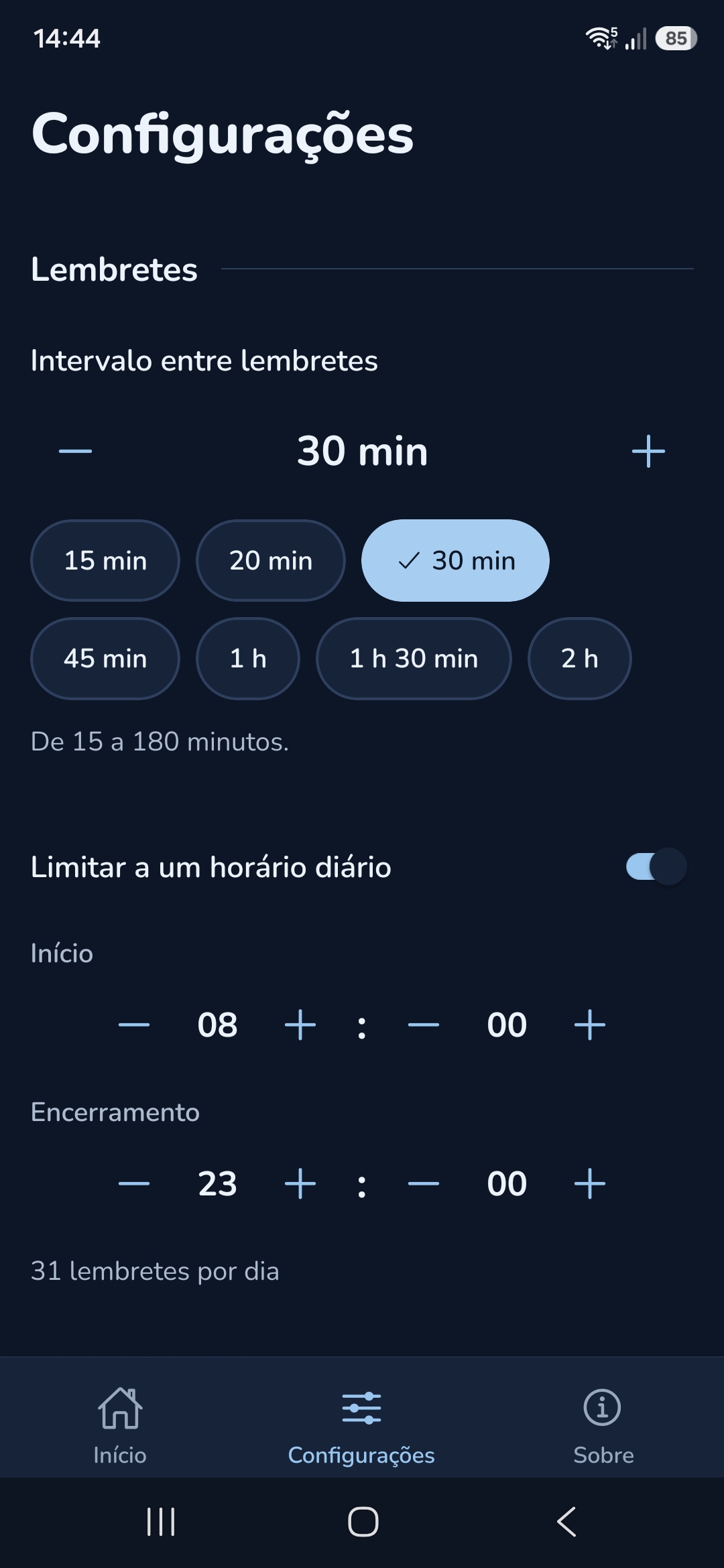 Configurações dos lembretes: intervalo de 30 minutos, atalhos de 15 minutos a 2 horas e horário diário das 08:00 às 23:00, com 31 lembretes por dia.